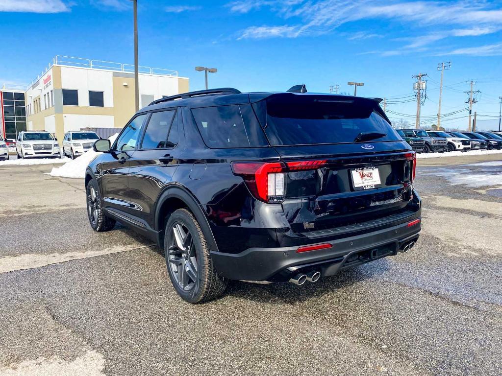 new 2025 Ford Explorer car, priced at $53,661