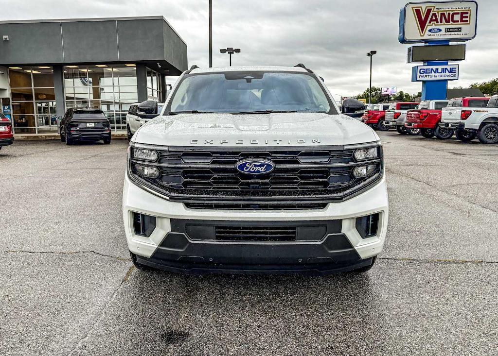 new 2025 Ford Expedition car, priced at $72,885