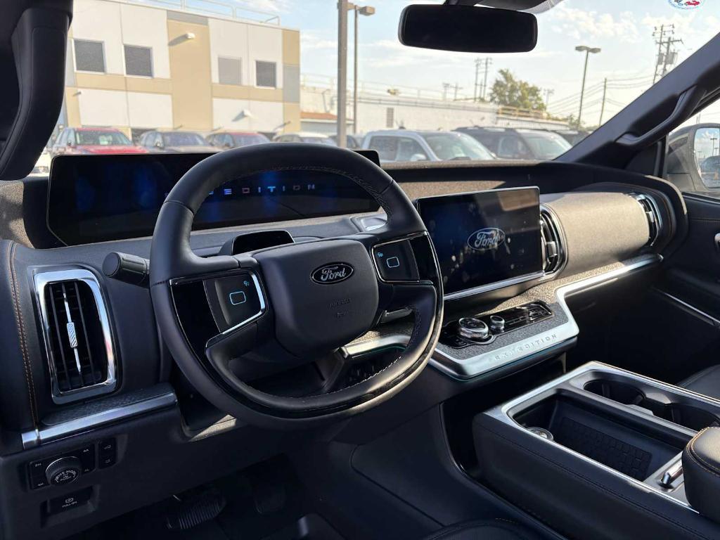 new 2025 Ford Expedition car, priced at $84,820