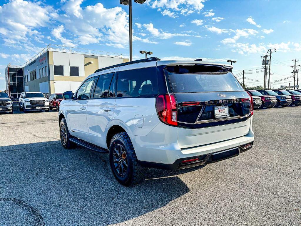 new 2025 Ford Expedition car, priced at $84,820
