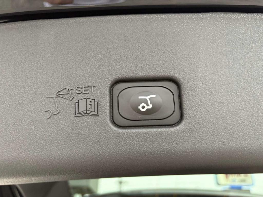 new 2025 Lincoln Nautilus car, priced at $55,423