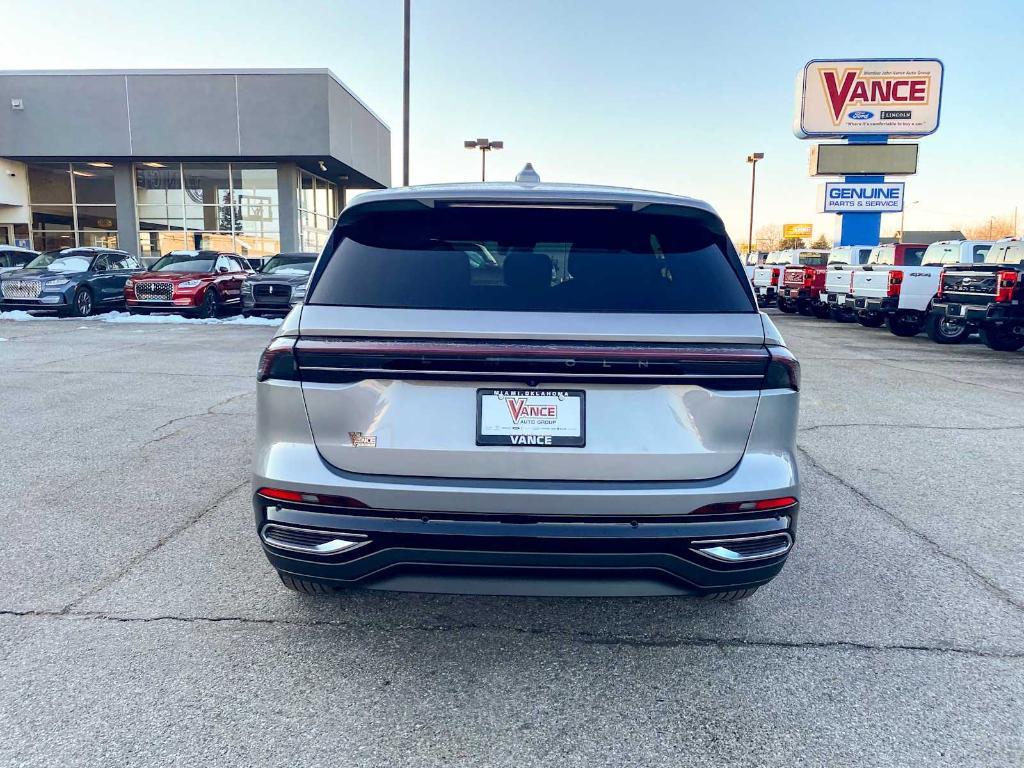 new 2025 Lincoln Nautilus car, priced at $55,246