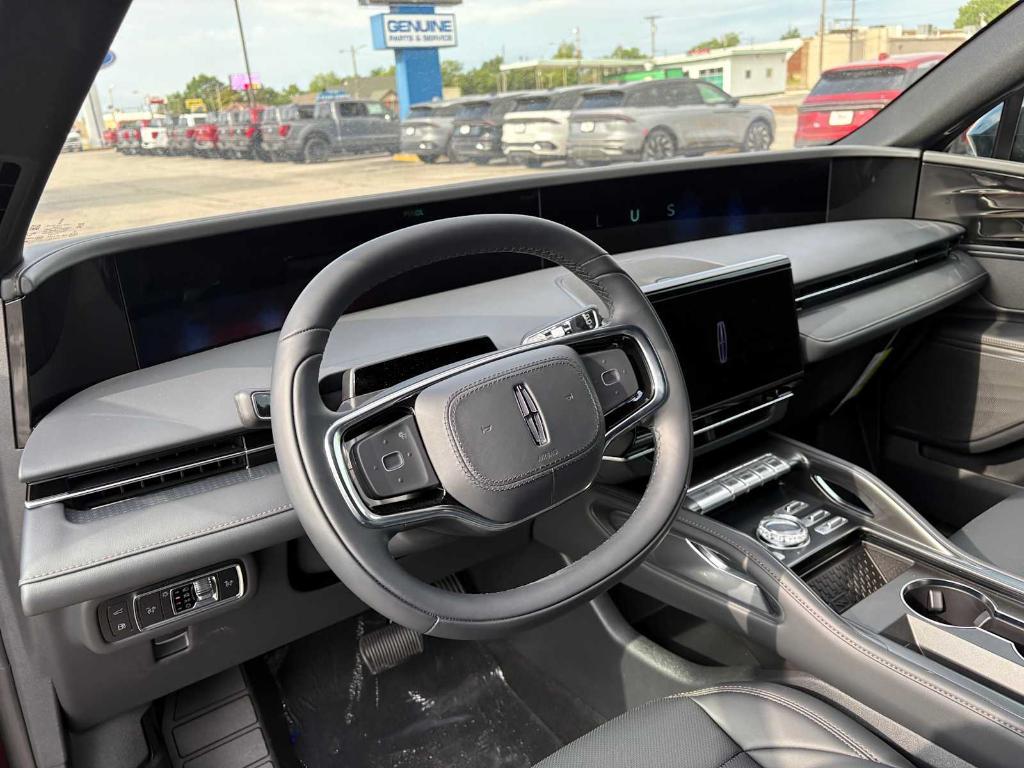 new 2025 Lincoln Nautilus car, priced at $53,083