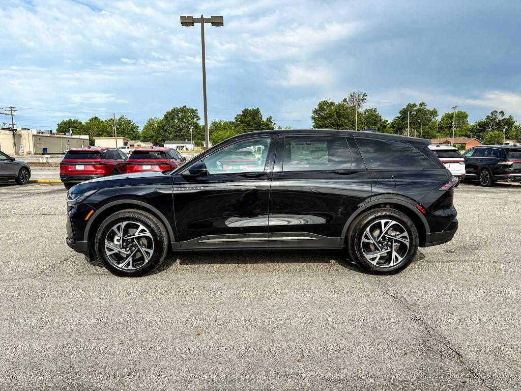 new 2025 Lincoln Nautilus car, priced at $53,083