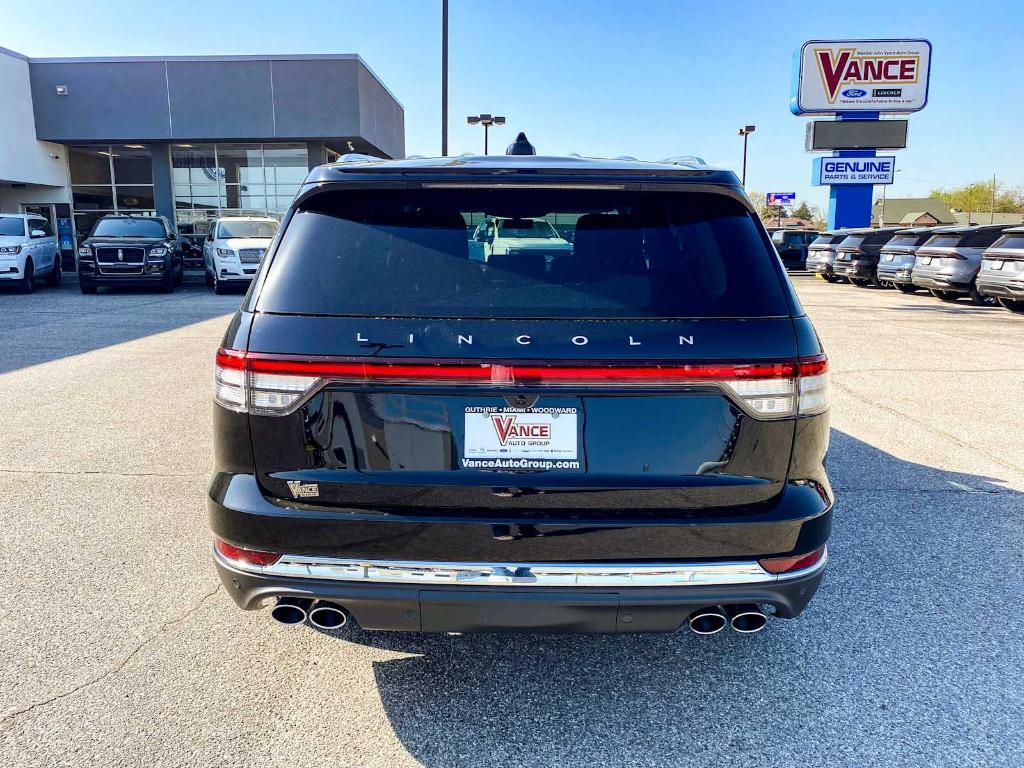 new 2025 Lincoln Aviator car, priced at $69,307