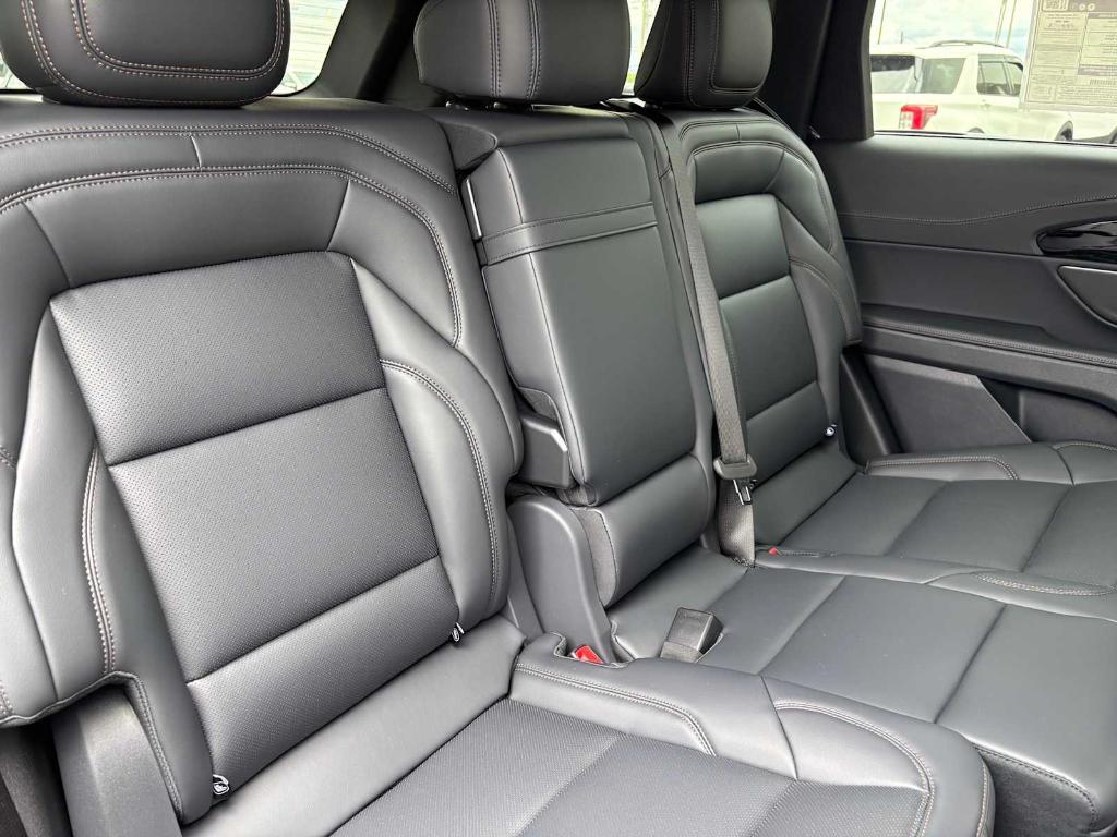 new 2025 Lincoln Nautilus car, priced at $52,835