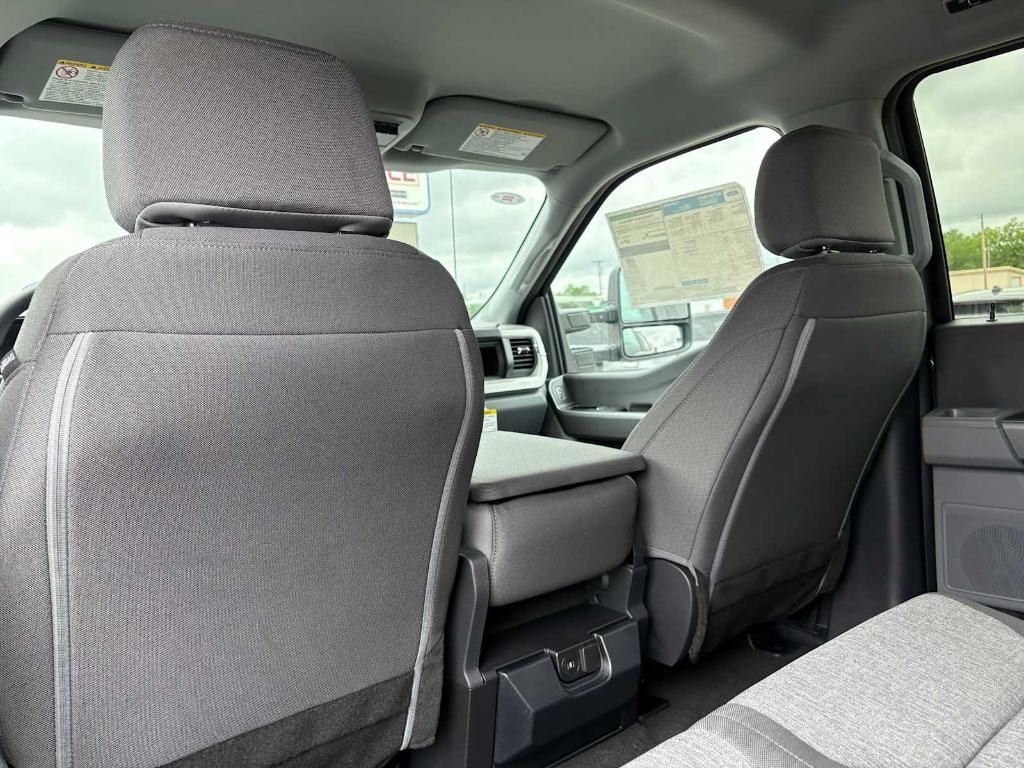 new 2025 Ford F-250 car, priced at $69,305