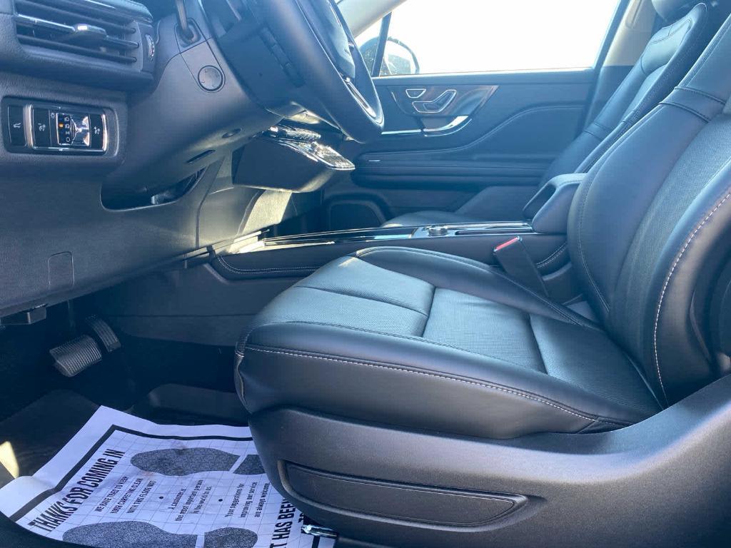 new 2025 Lincoln Corsair car, priced at $52,525
