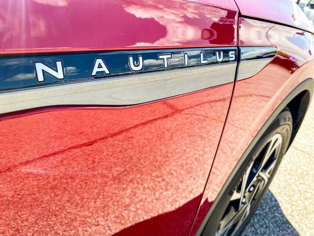 new 2025 Lincoln Nautilus car, priced at $55,453