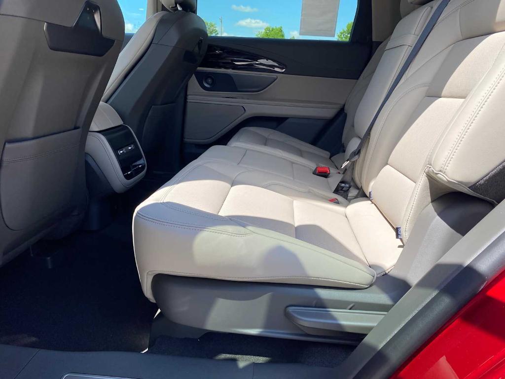 new 2025 Lincoln Nautilus car, priced at $55,453