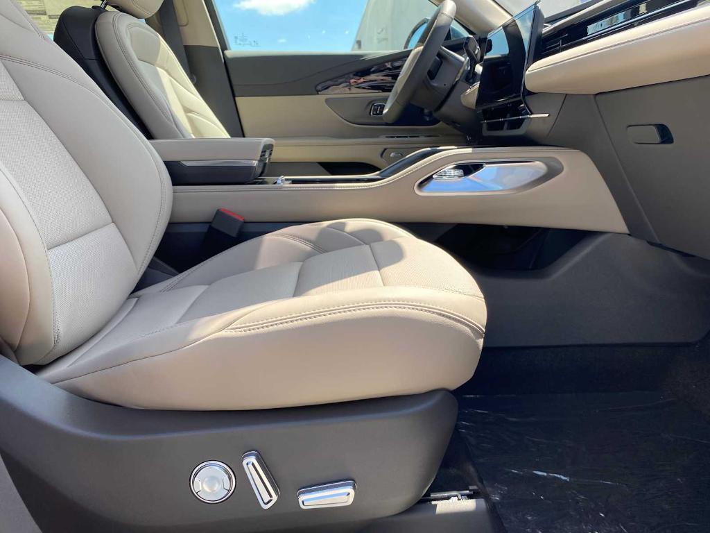 new 2025 Lincoln Nautilus car, priced at $55,453