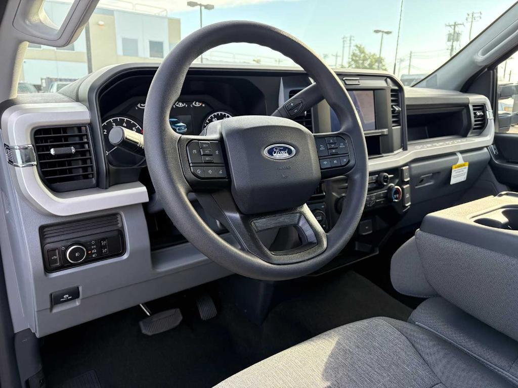 new 2025 Ford F-350 car, priced at $50,140