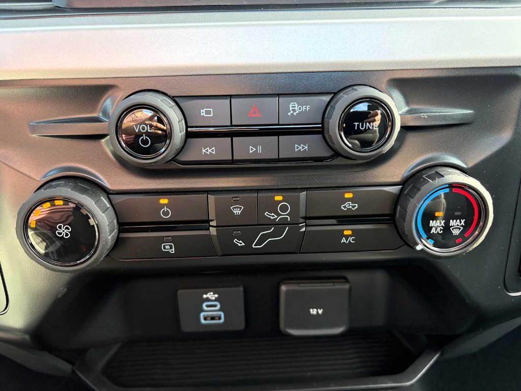 new 2025 Ford F-350 car, priced at $50,140