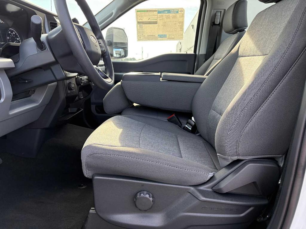 new 2025 Ford F-350 car, priced at $50,140