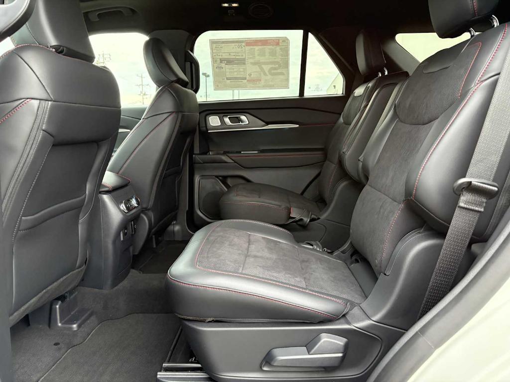 new 2025 Ford Explorer car, priced at $58,480