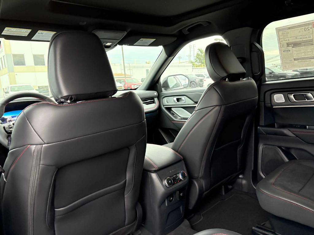 new 2025 Ford Explorer car, priced at $58,480