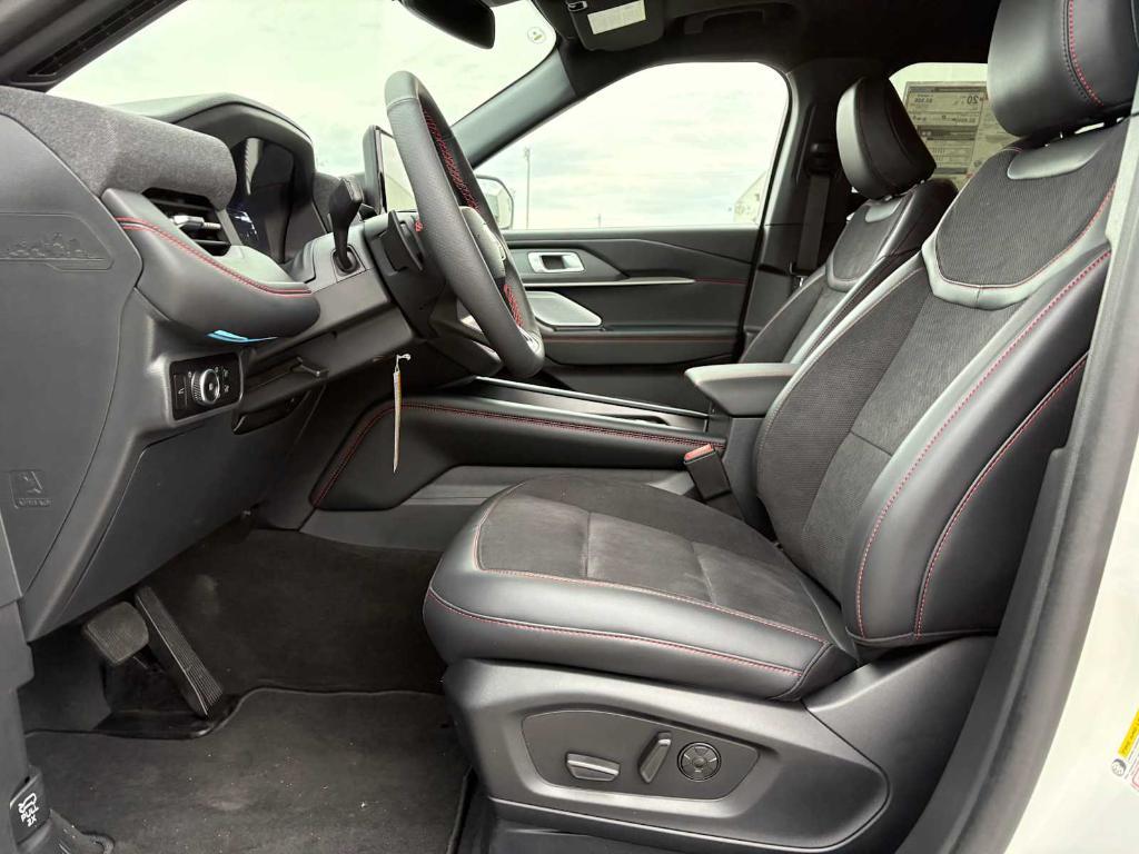 new 2025 Ford Explorer car, priced at $58,480