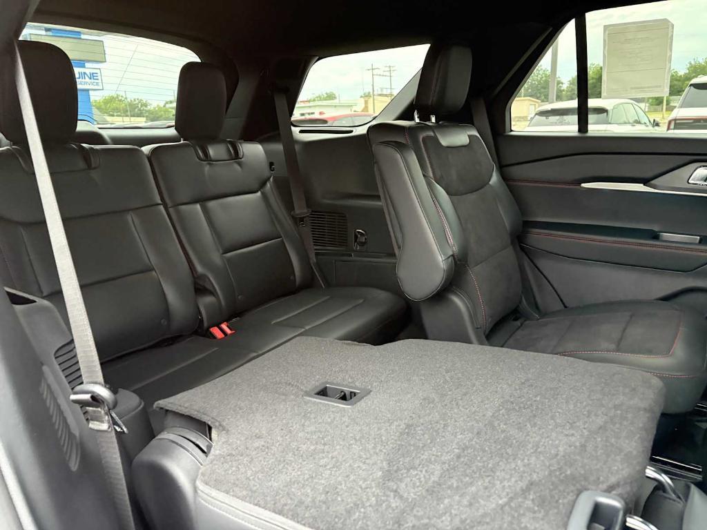 new 2025 Ford Explorer car, priced at $58,480