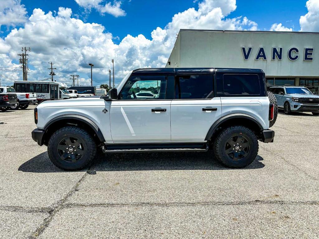 new 2025 Ford Bronco car, priced at $51,117