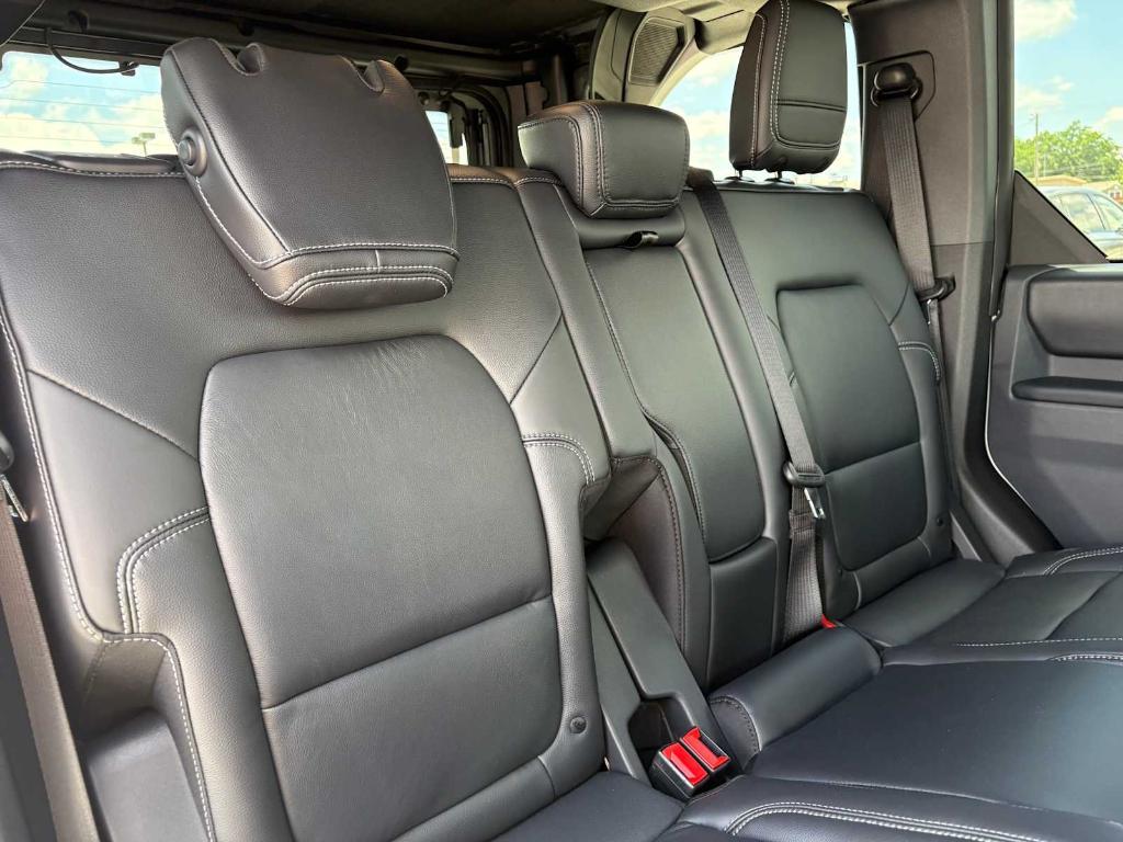 new 2025 Ford Bronco car, priced at $51,117