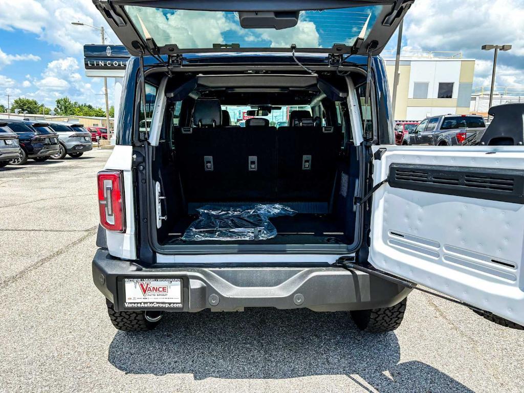 new 2025 Ford Bronco car, priced at $51,117