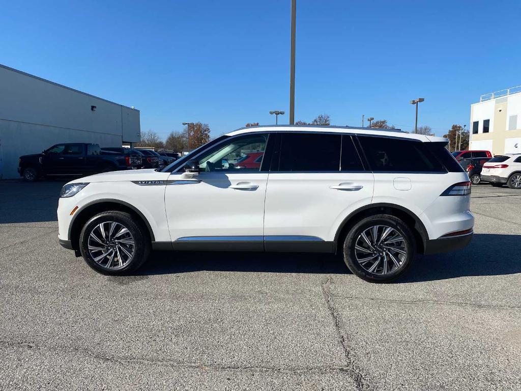 new 2025 Lincoln Aviator car, priced at $59,895
