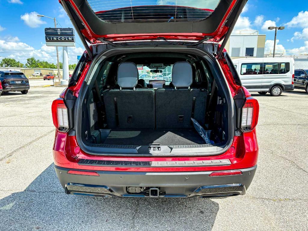 new 2025 Ford Explorer car, priced at $46,165