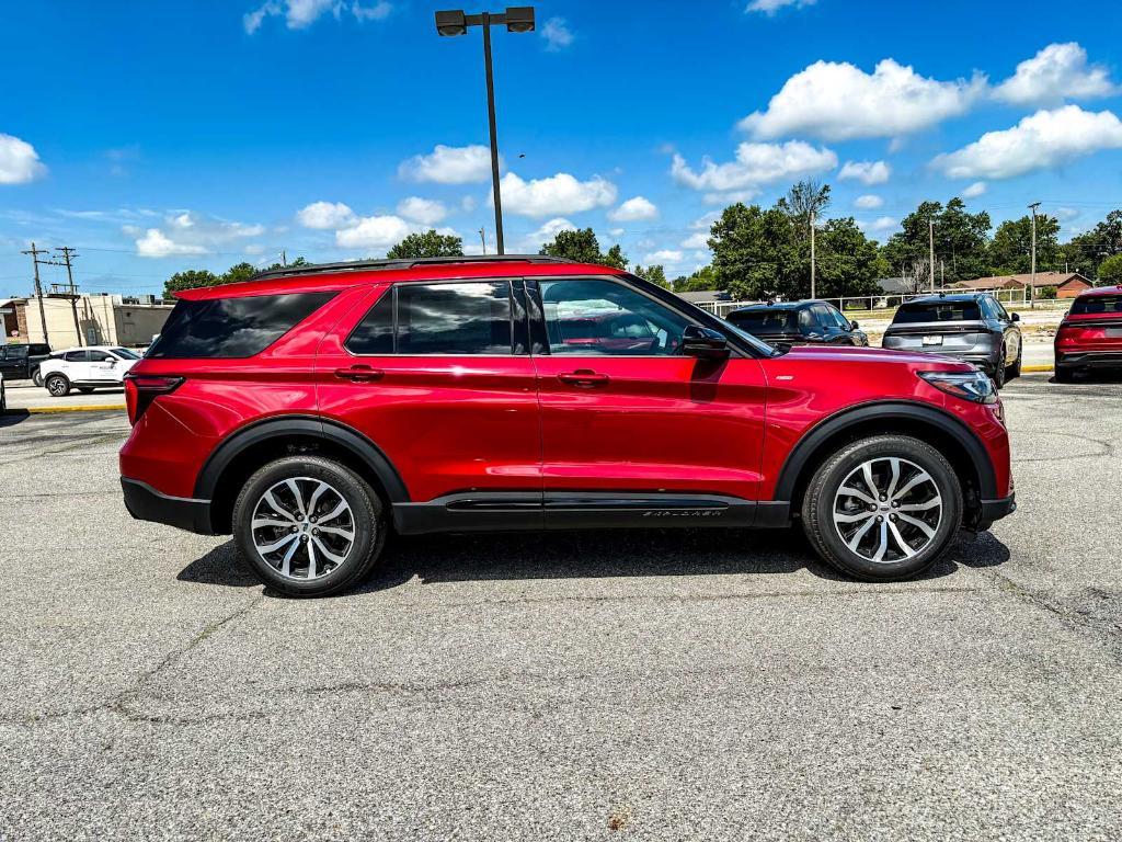 new 2025 Ford Explorer car, priced at $46,165