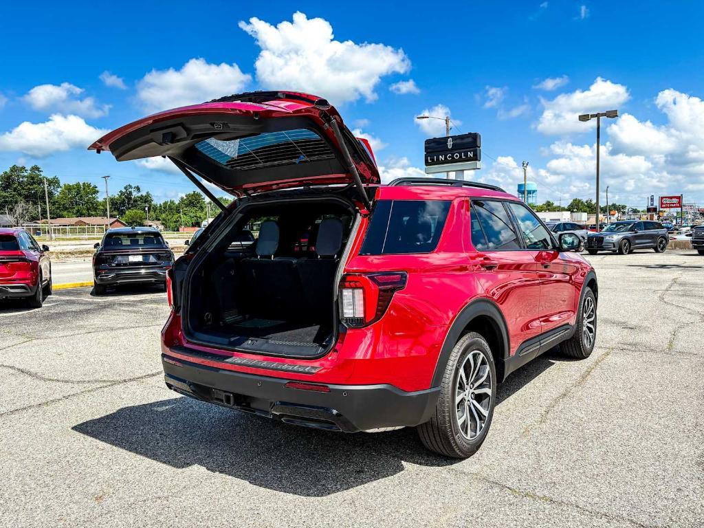 new 2025 Ford Explorer car, priced at $46,165
