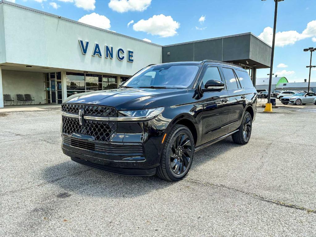 new 2025 Lincoln Navigator car, priced at $105,875
