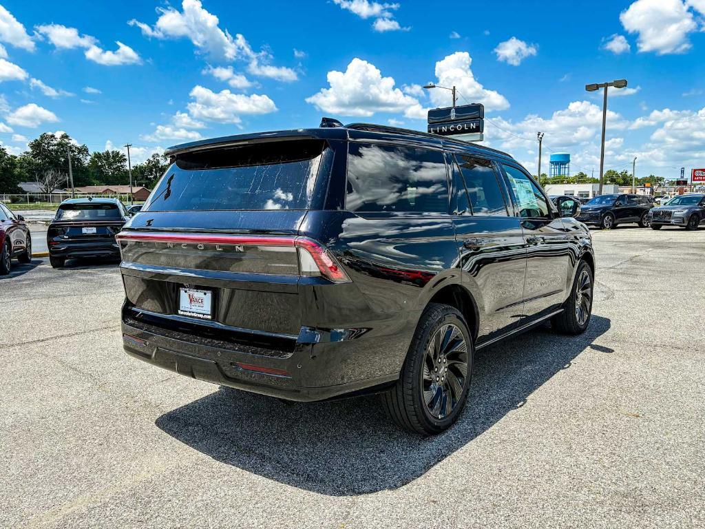 new 2025 Lincoln Navigator car, priced at $105,875