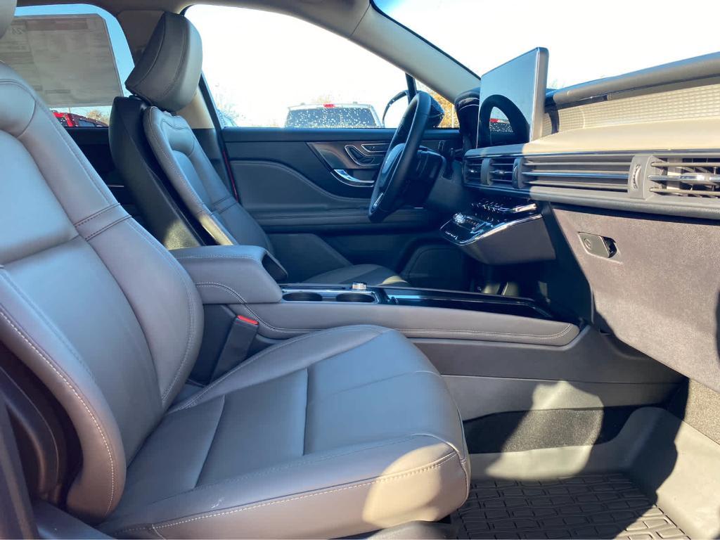 new 2025 Lincoln Corsair car, priced at $40,282