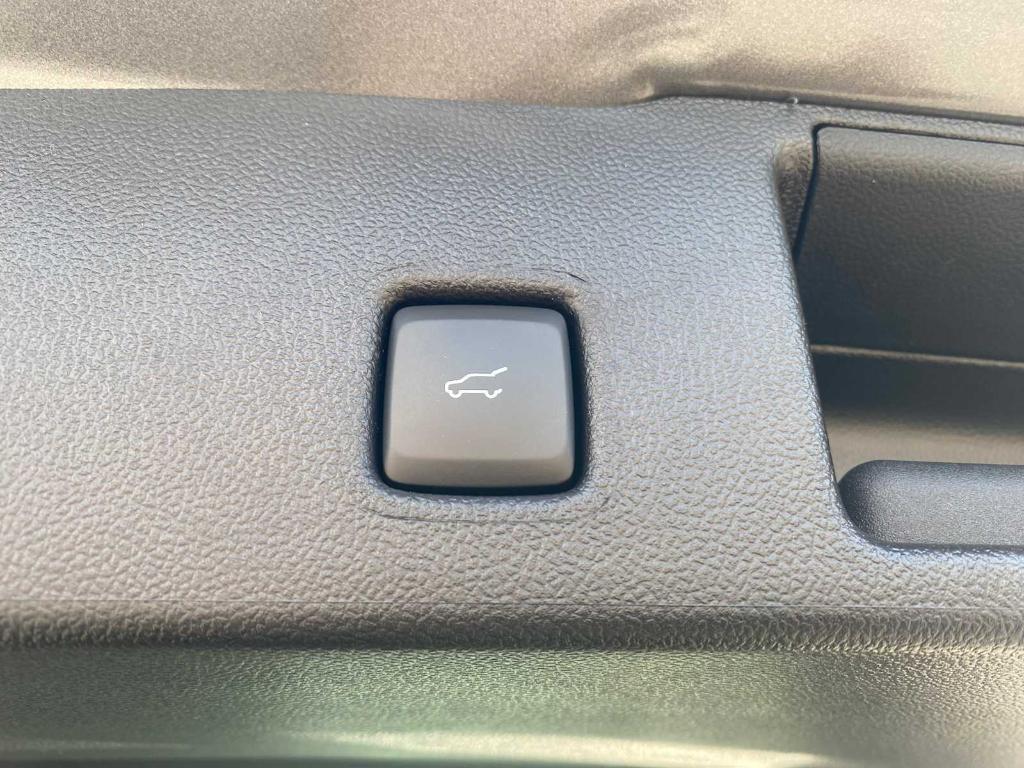 new 2025 Ford Escape car, priced at $33,248