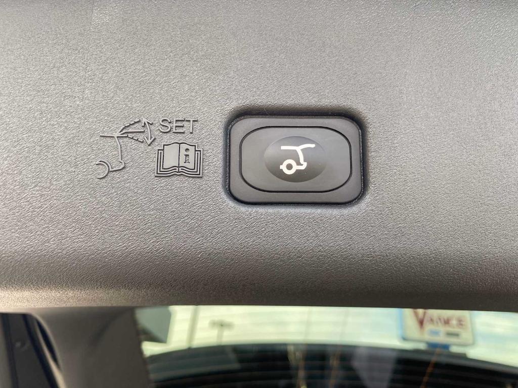 new 2025 Lincoln Nautilus car, priced at $56,528