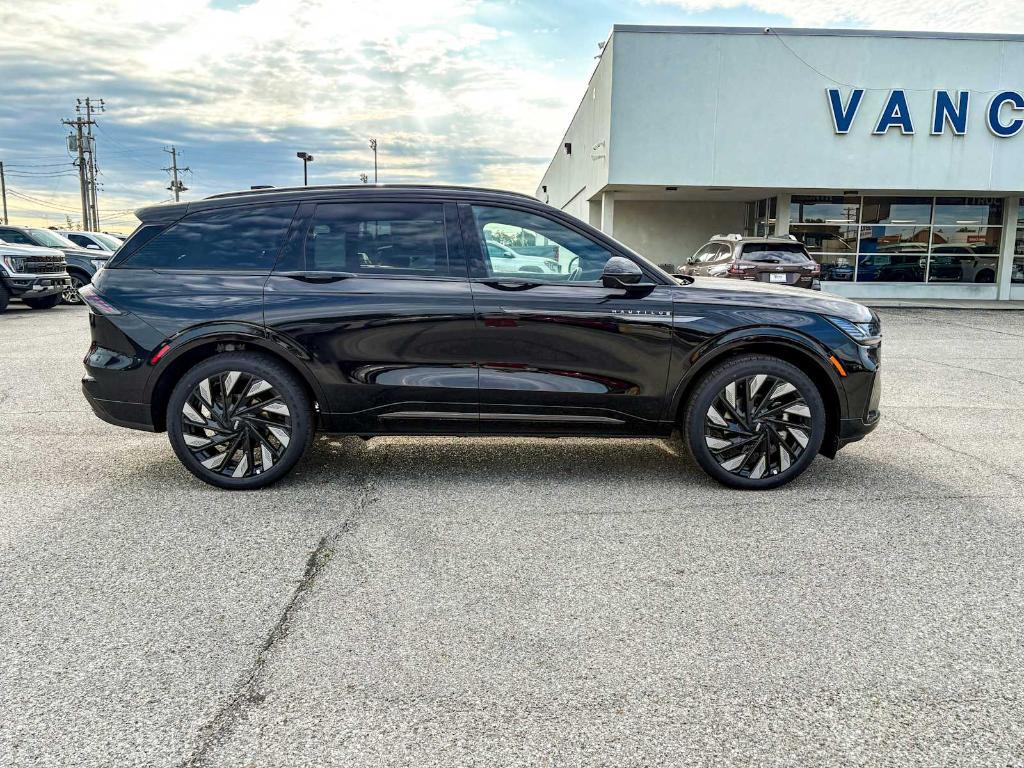 new 2025 Lincoln Nautilus car, priced at $60,190