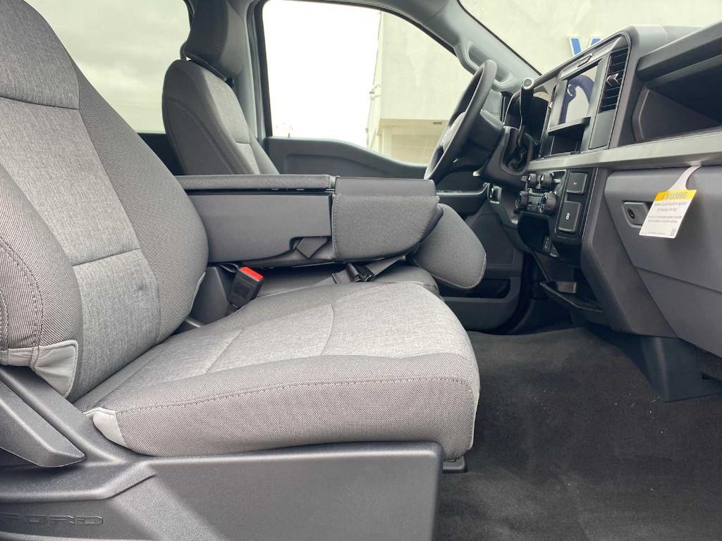 new 2025 Ford F-250 car, priced at $64,670