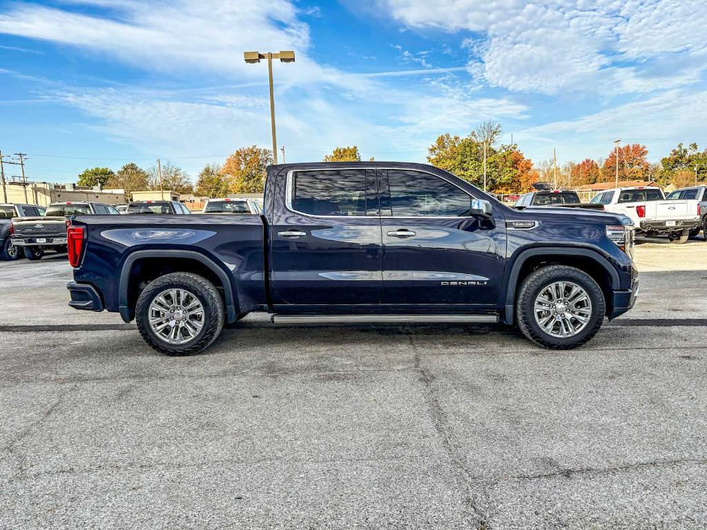 used 2022 GMC Sierra 1500 car, priced at $41,700