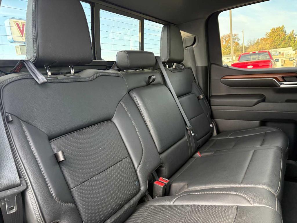 used 2022 GMC Sierra 1500 car, priced at $41,700