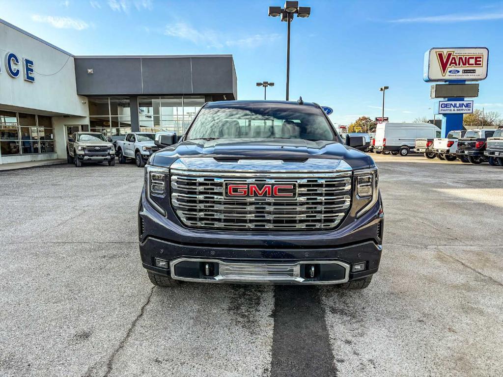 used 2022 GMC Sierra 1500 car, priced at $41,700