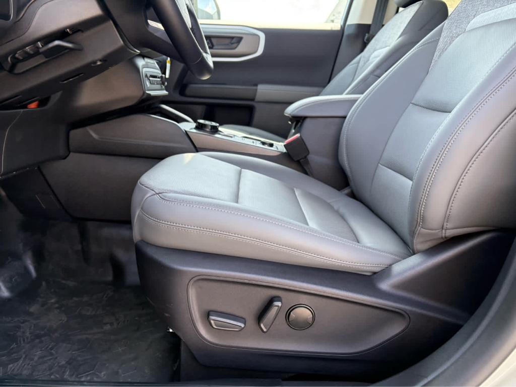 new 2025 Ford Bronco Sport car, priced at $40,676