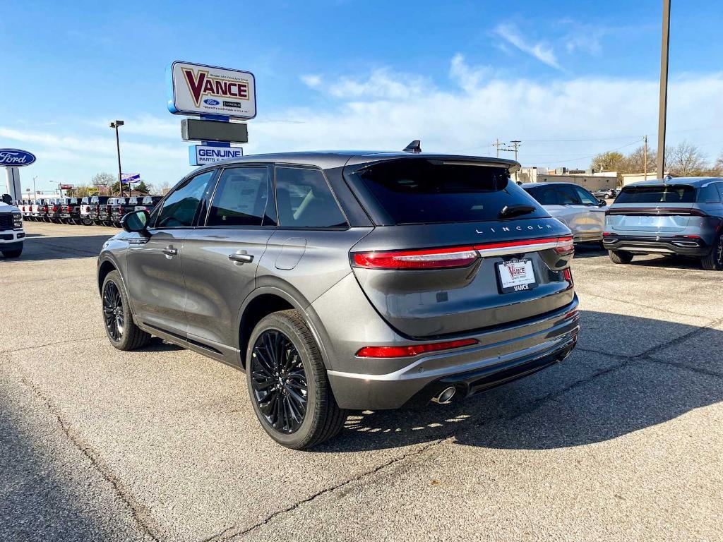 new 2025 Lincoln Corsair car, priced at $46,002