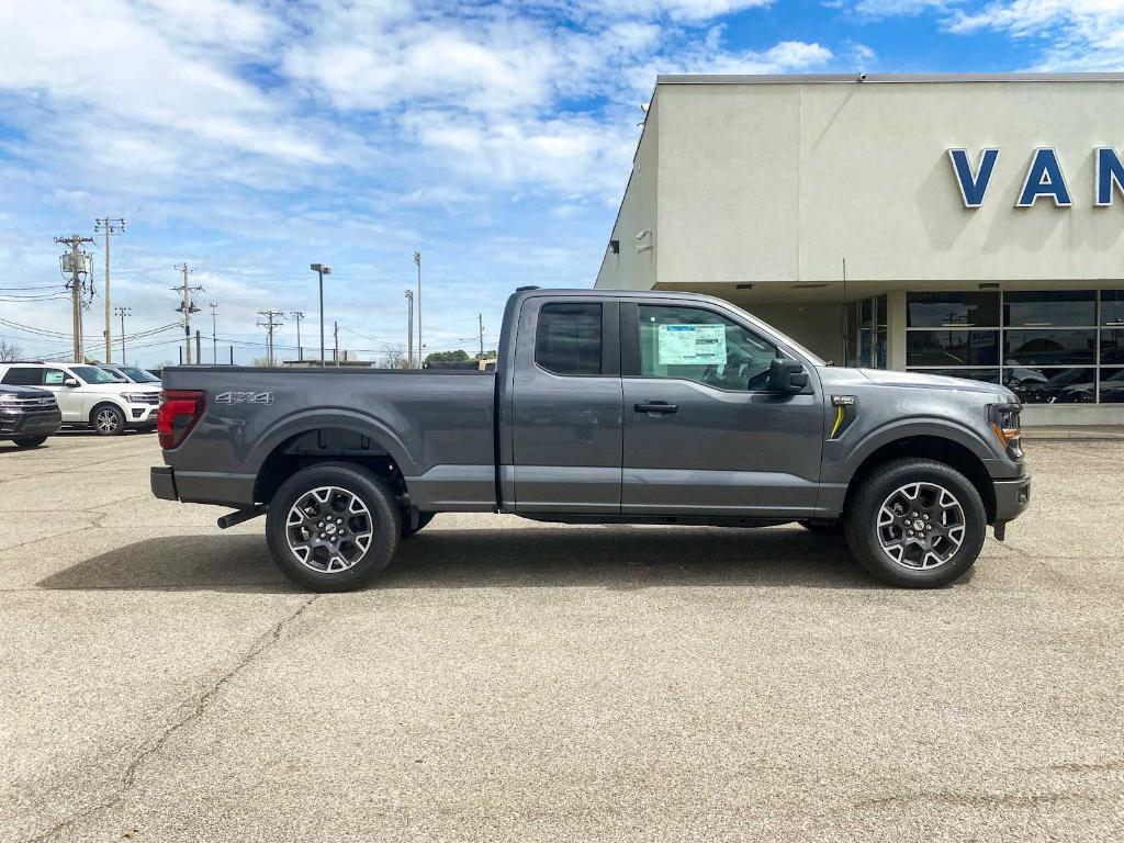 new 2025 Ford F-150 car, priced at $44,912