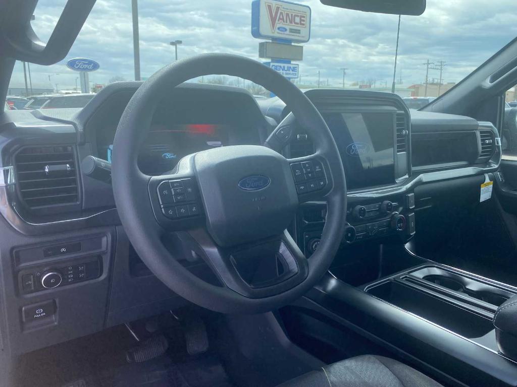 new 2025 Ford F-150 car, priced at $44,912