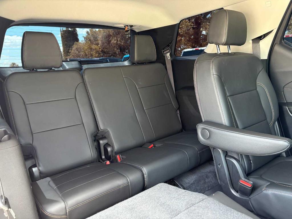 used 2019 Chevrolet Traverse car, priced at $23,938