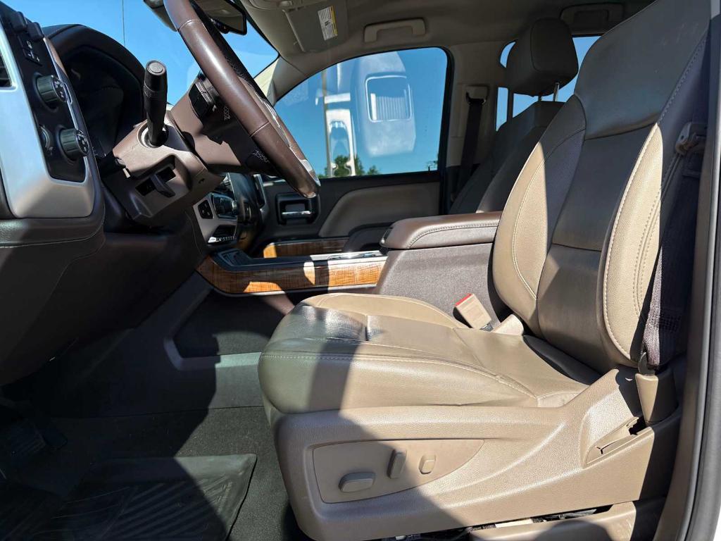 used 2018 GMC Sierra 1500 car, priced at $31,595