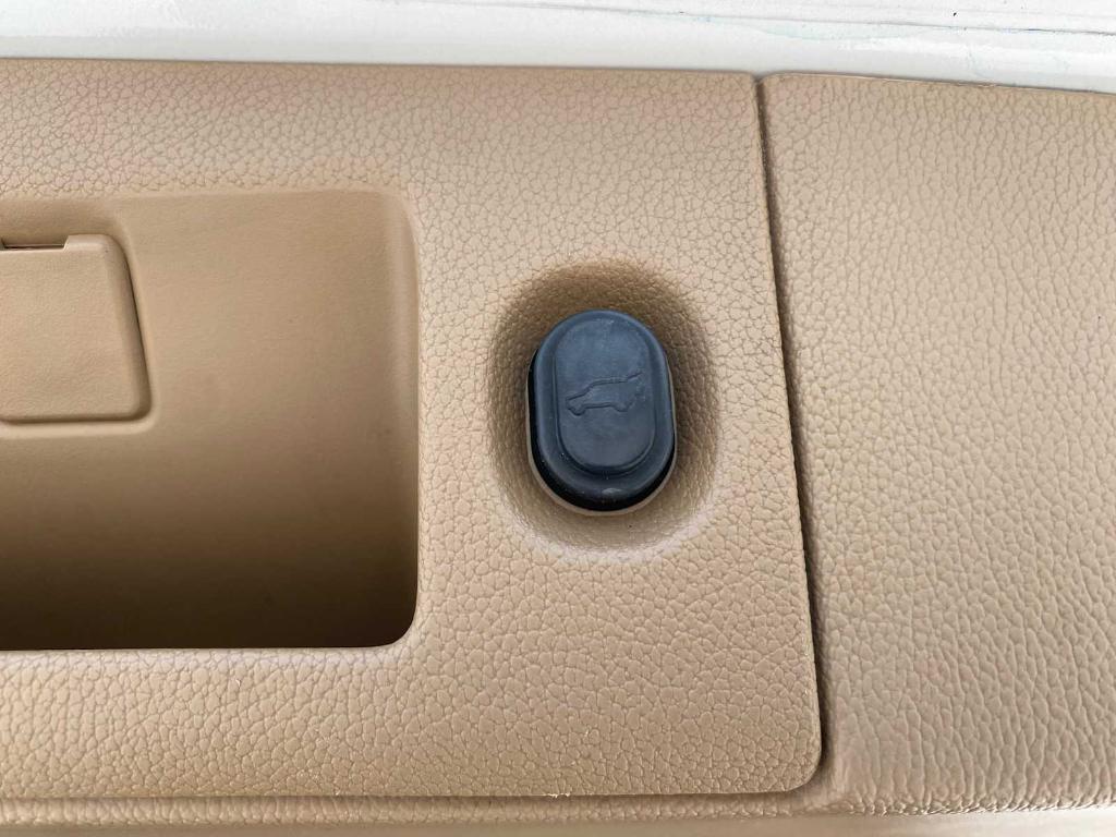 used 2018 Cadillac Escalade car, priced at $27,616