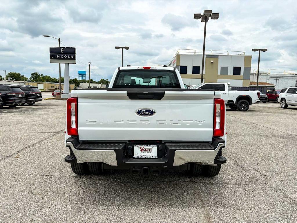 new 2025 Ford F-350 car, priced at $67,232