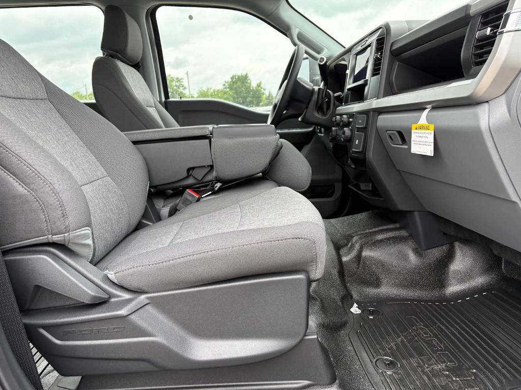 new 2025 Ford F-350 car, priced at $67,232