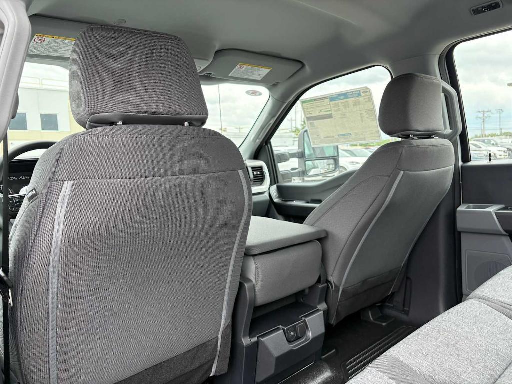 new 2025 Ford F-350 car, priced at $67,232