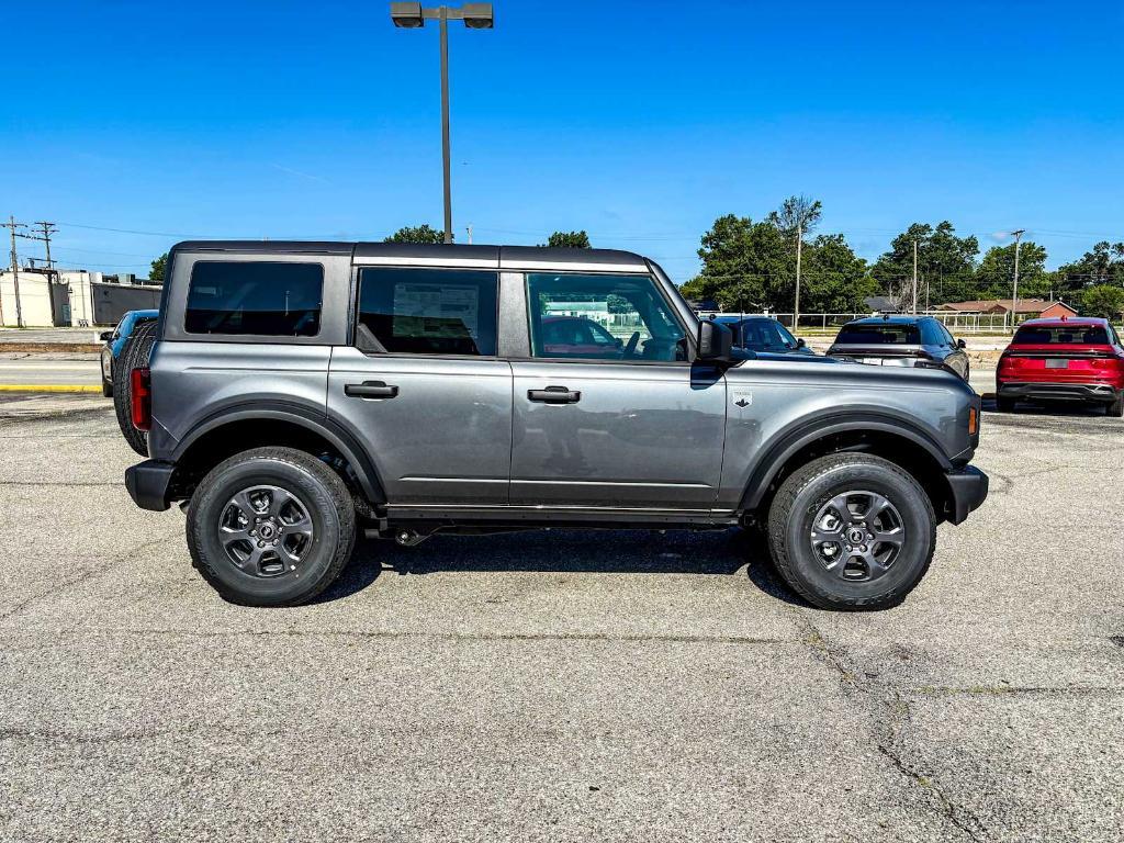 new 2025 Ford Bronco car, priced at $45,138